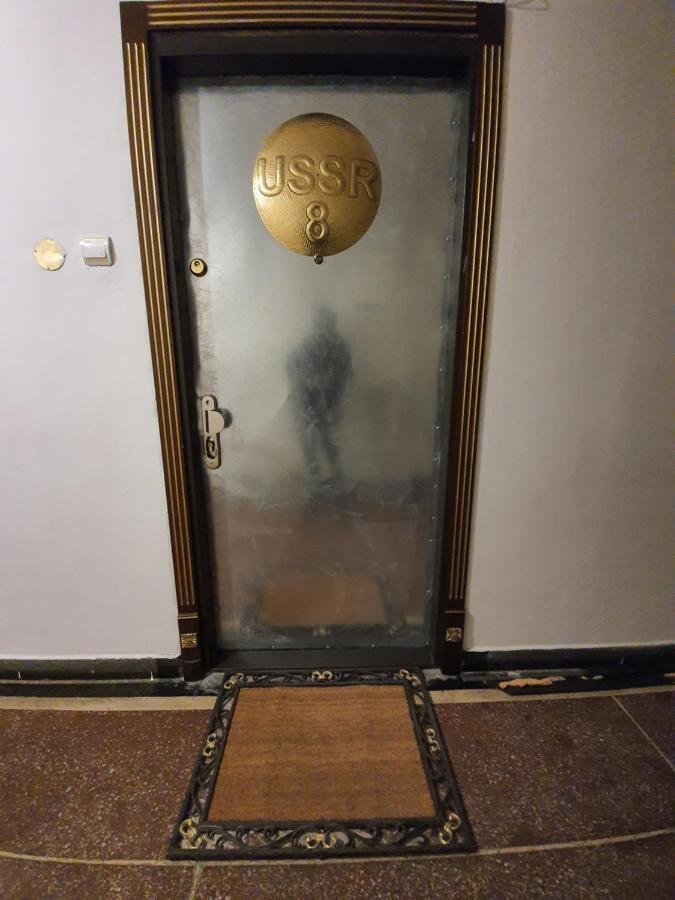 Private Museum Apartment With Antique Decor Bukares Bagian luar foto